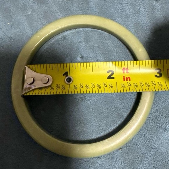 3 piece acrylic bracelet set - Picture 10 of 12